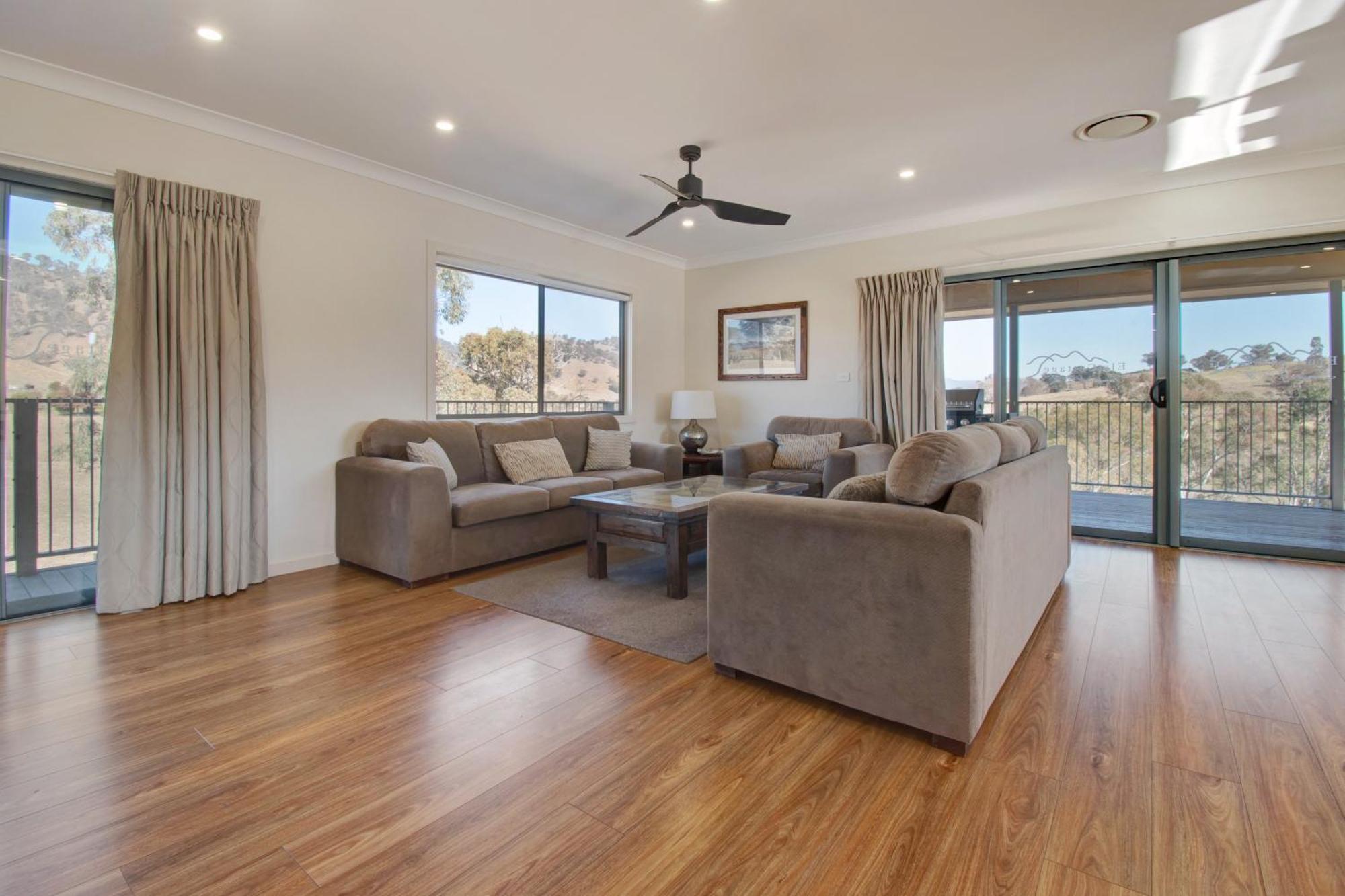 Elm Cottage Tumut Εξωτερικό φωτογραφία