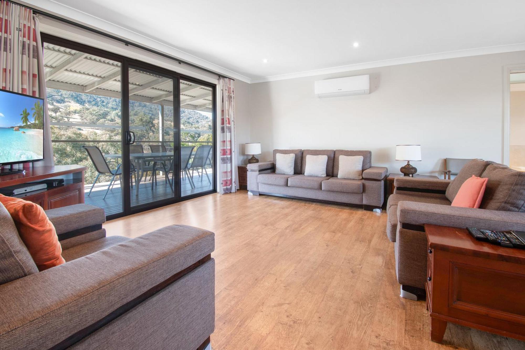 Elm Cottage Tumut Εξωτερικό φωτογραφία